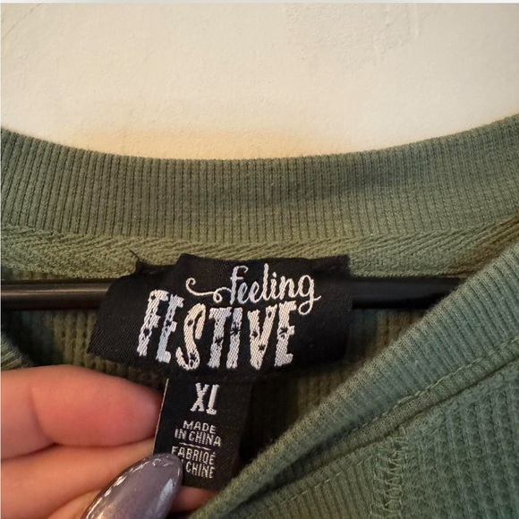 Feeling Festive Pumpkin Spice Fall Thermal Thermal Crewneck Top - Picture 8 of 8